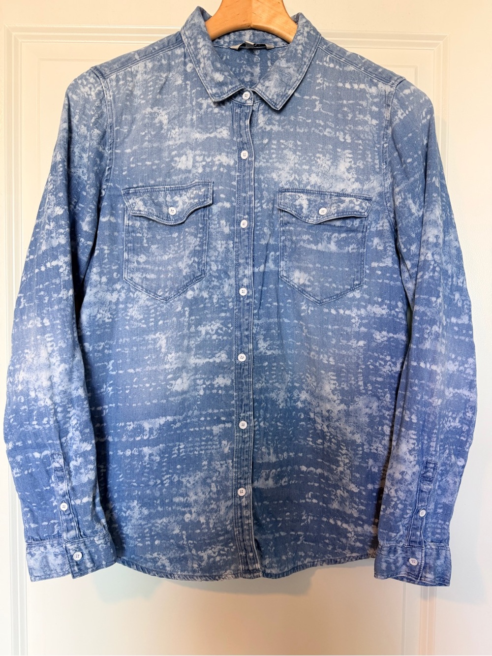 Calvin Klein Jeans Blue Acid Wash Denim Shirt Size L